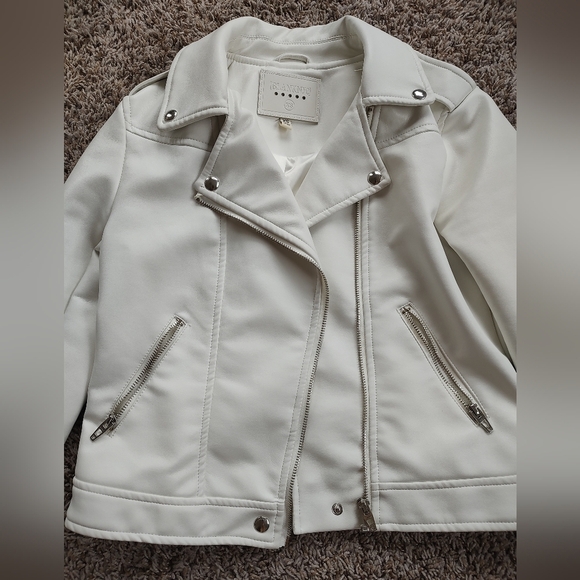 BlankNYC vegan leather white jacket XS - Picture 3 of 9